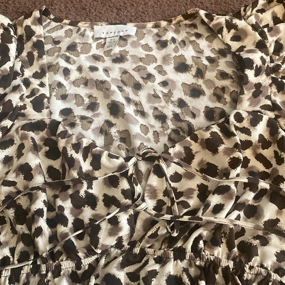 Topshop Animal print long sleeved crop top - Picture 4 of 7